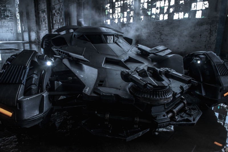 Novo teaser de Batman V. Superman mostra o Batmóvel