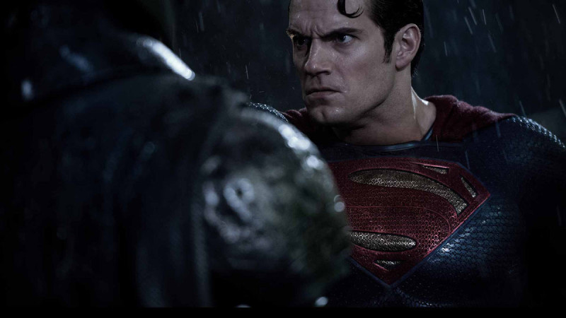 Divulgado um novo TV Spot de Batman V. Superman com cenas inéditas