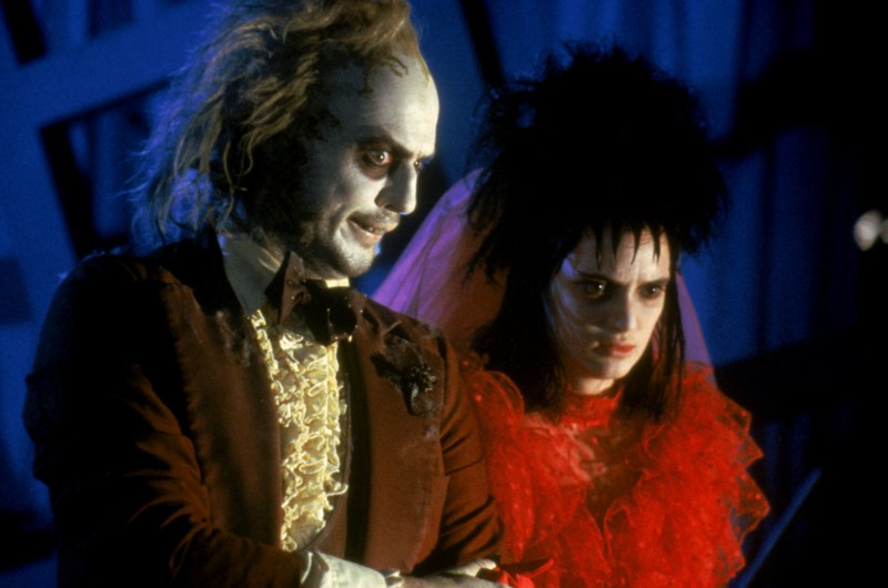 Tim Burton confirma que Michael Keaton e Winona Ryder irão retornar em Beetlejuice 2
