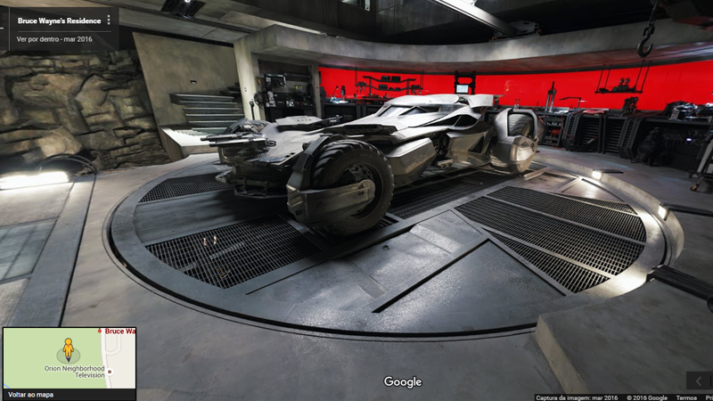 É possivel visitar a casa e a caverna de Bruce Wayne no Google Maps!