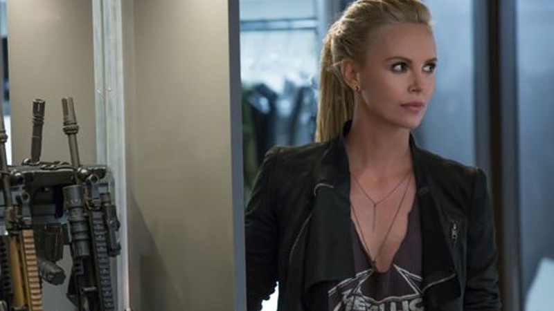 Revelada primeira imagem de Charlize Theron em Velozes e Furiosos 8