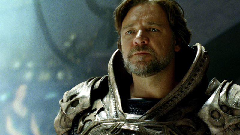 Russell Crowe afirma que havia planos de mais filmes solo do Superman antes de Batman vs Superman
