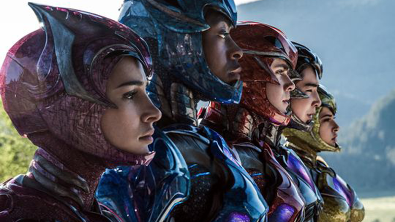 San Diego Comic-Con 2016 | Confira os novos capacetes dos Power Rangers em detalhes e as moedas do poder