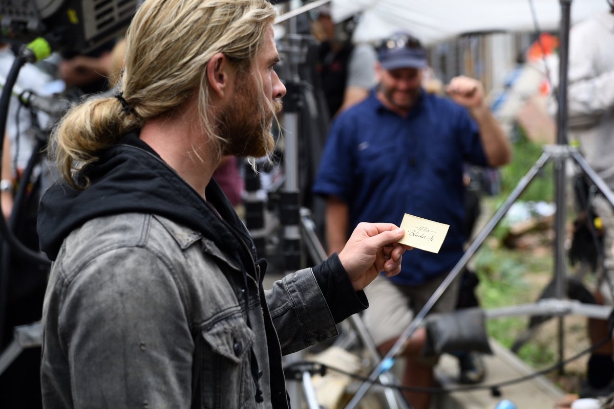 Thor-Ragnarok-2