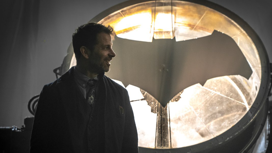 Zack Snyder se despede de Liga da Justiça e diz ser 'injusto' continuar envolvido com o filme