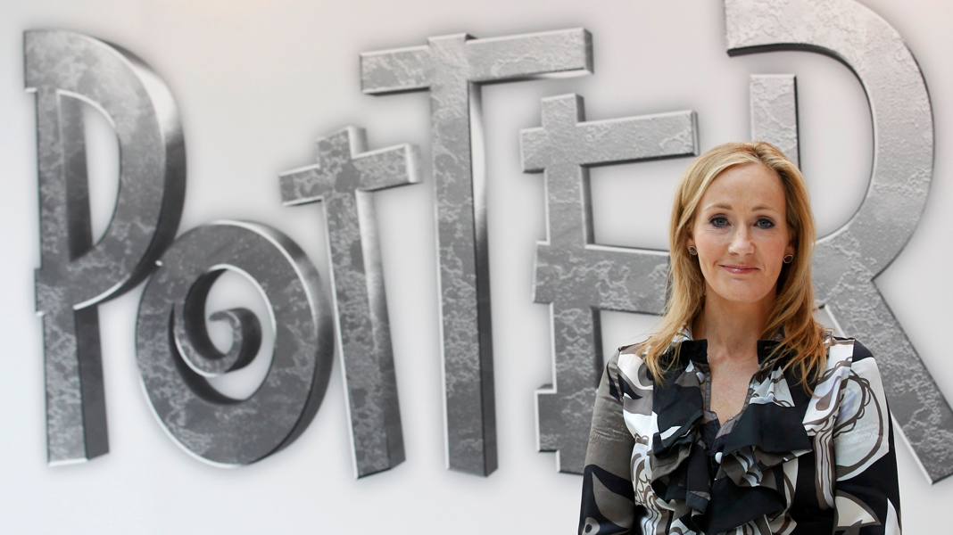 Evento mundial de fãs celebra o retorno de J.K. Rowling ao mundo bruxo em Animais Fantásticos e Onde Habitam