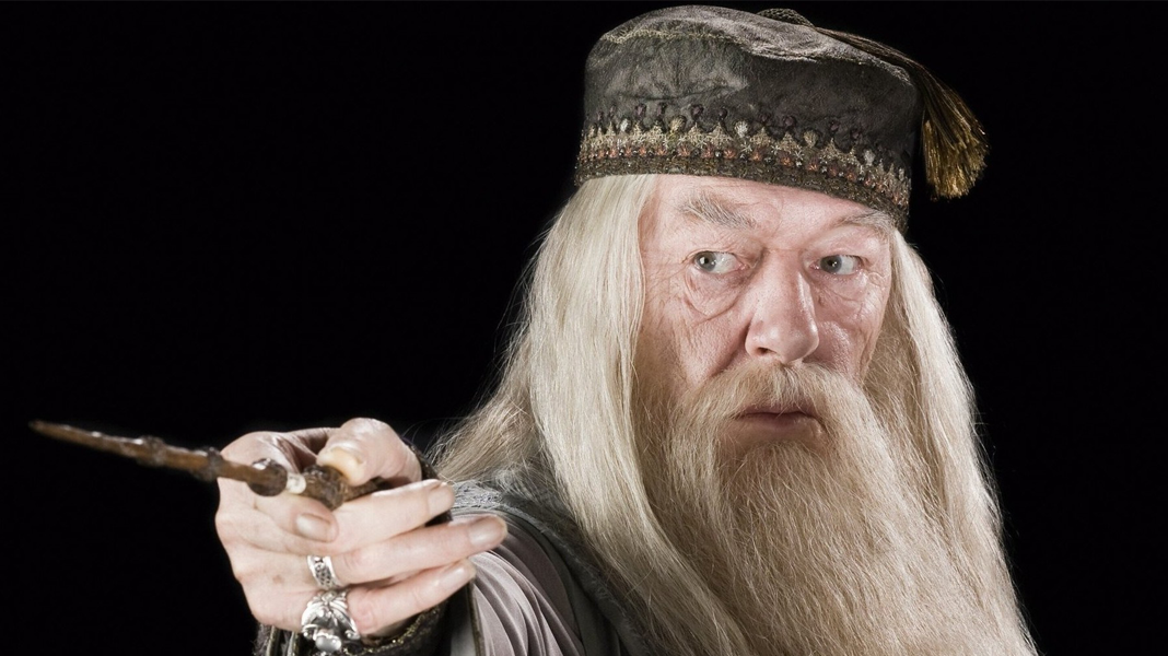 Diretor confirma aparição de Dumbledore em Animais Fantásticos e Onde Habitam 2