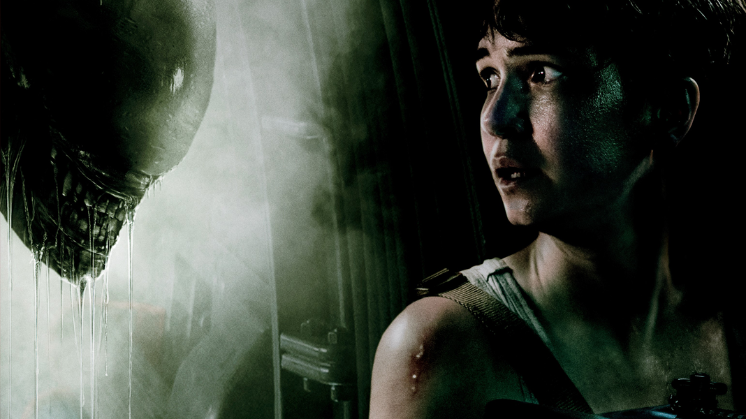 O Xenomorfo está caçando em novo pôster de Alien: Covenant