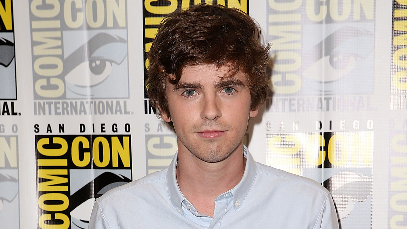 Freddie Highmore está em nova série do mesmo criador de Dr. House