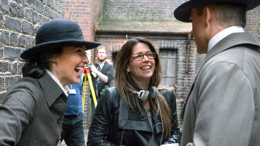 Patty Jenkins dirigirá Mulher-Maravilha 2