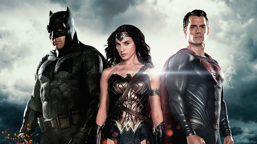 Liga da Justiça | Gal Gadot fala sobre as mudanças de Mulher-Maravilha e  Batman após a morte do Superman