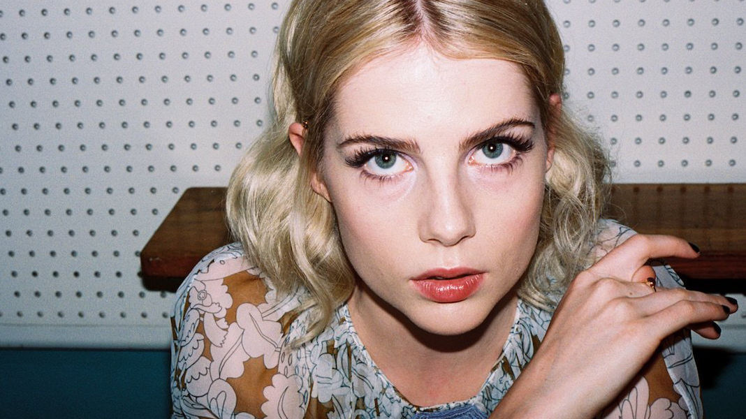 20Th Century Fox anuncia Lucy Boynton no elenco de Bohemian Rhapsody