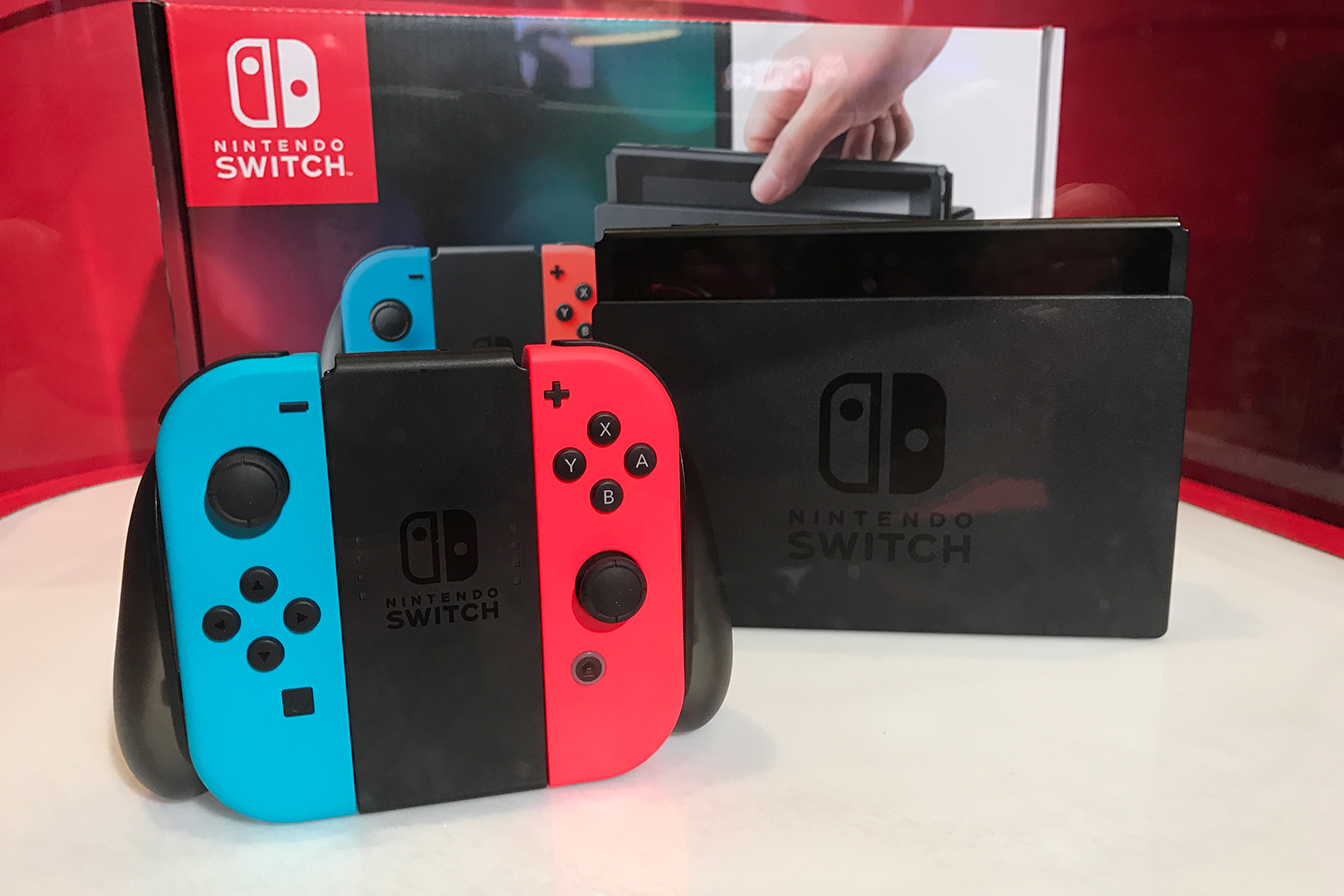 Switch pode render lucro de 1 bilhão de dólares para Nintendo
