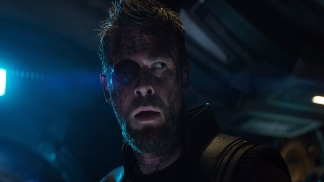 Vingadores: Guerra Infinita | Imagens revelam nova arma de Thor e possível ligação com Peter Dinklage