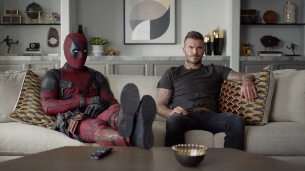Deadpool 2 | Mercenário Tagarela pede desculpas a David Beckham em novo vídeo promocional do filme