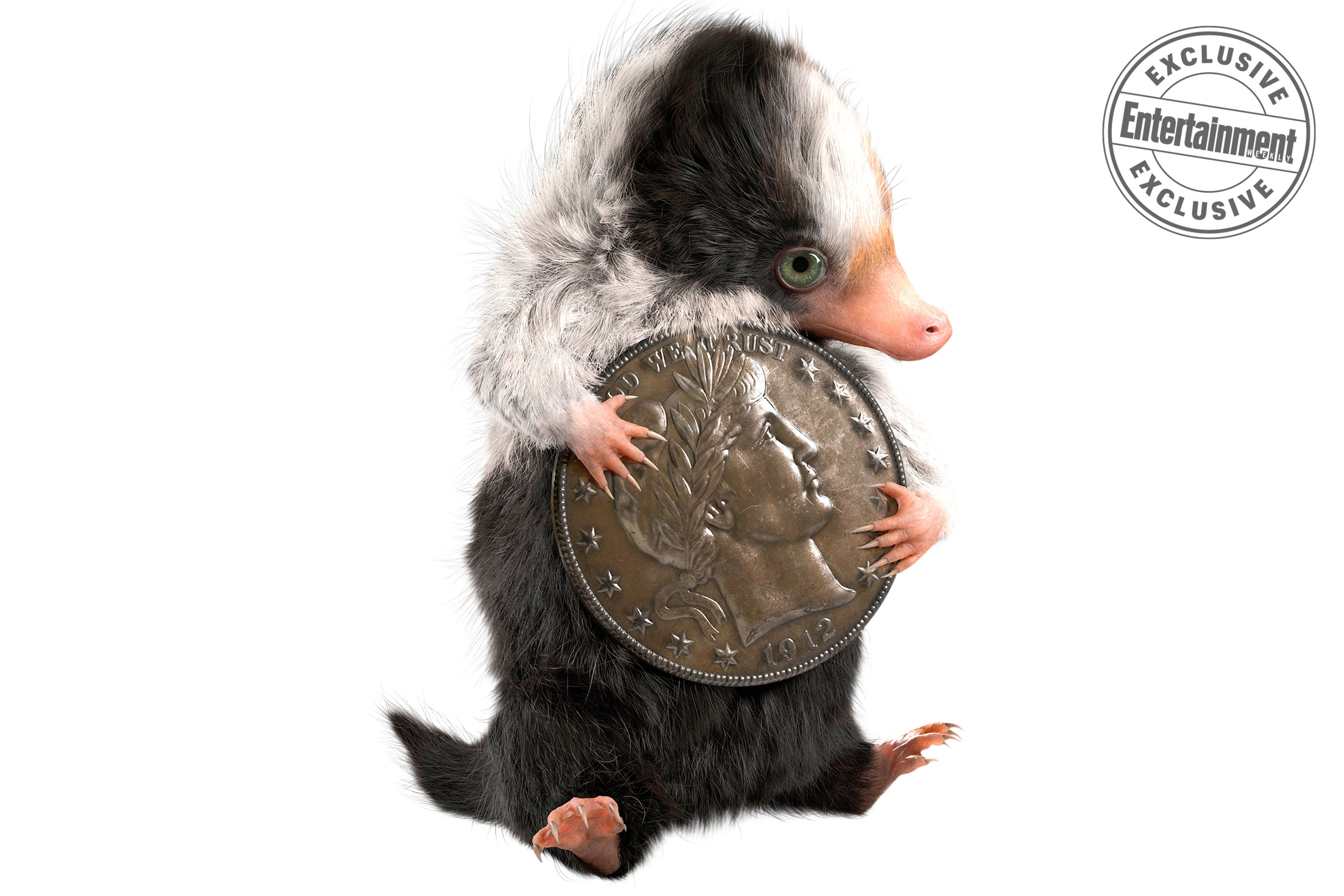 Animais Fantásticos: Os Crimes de Grindelwald | Nova foto mostra o Newt ao lado de um adorável bebê Pelúcio
