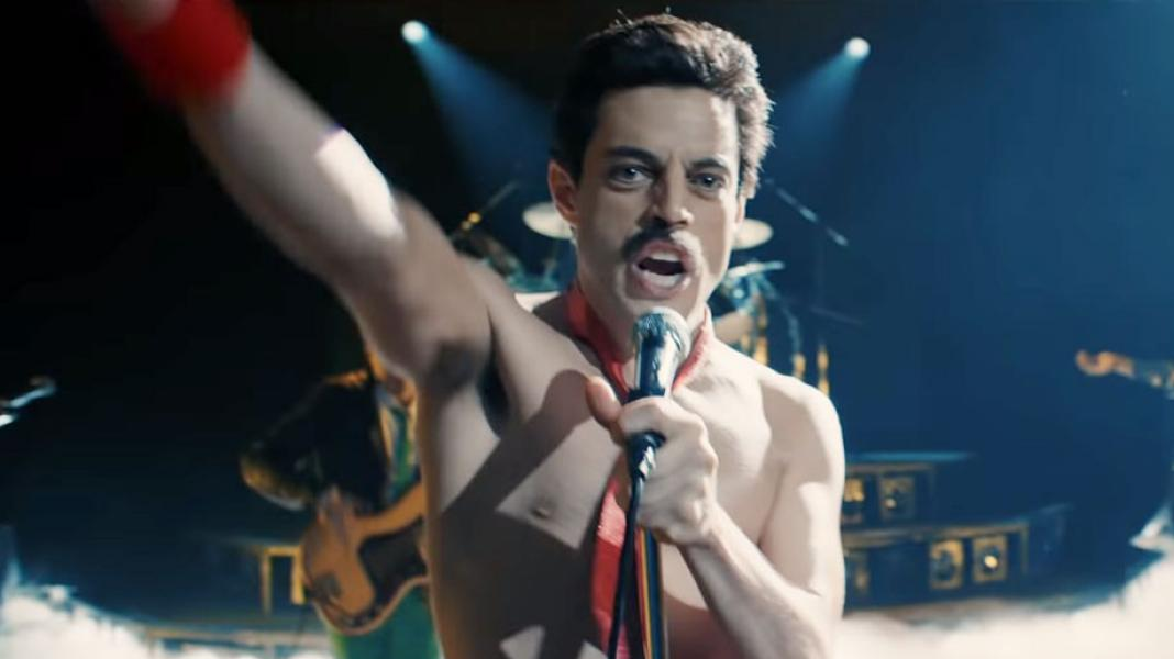Bohemian Rhapsody | Nova foto mostra Freddie Mercury reunido com a banda Queen