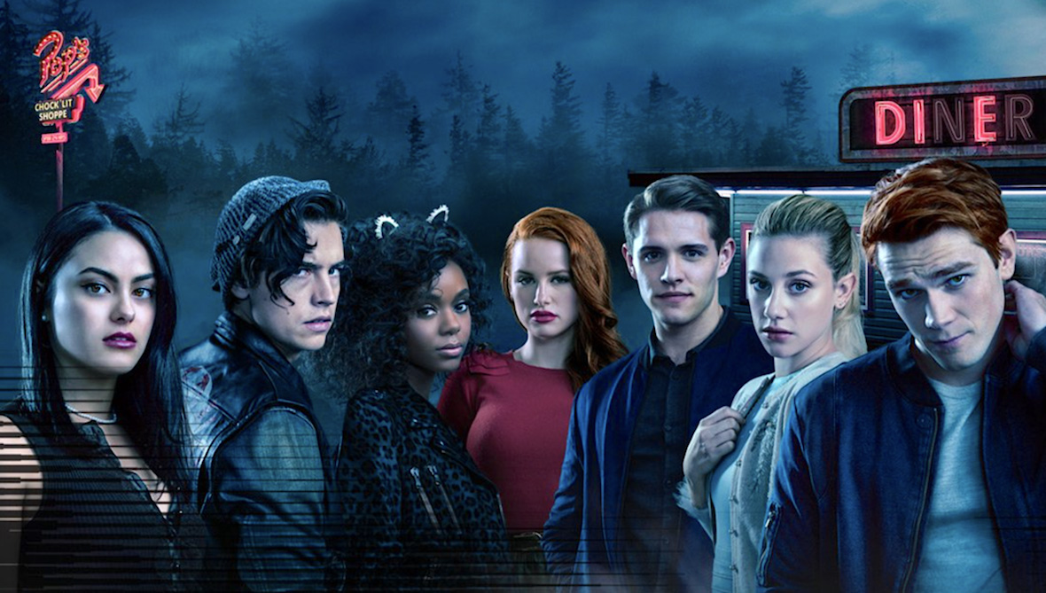 Riverdale | Novas imagens destacam Archie e Betty aproveitando as férias