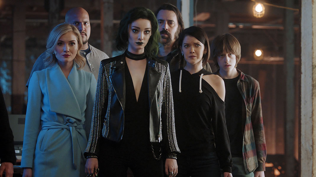 The Gifted | Pôster da segunda temporada destaca as duas facções dos mutantes