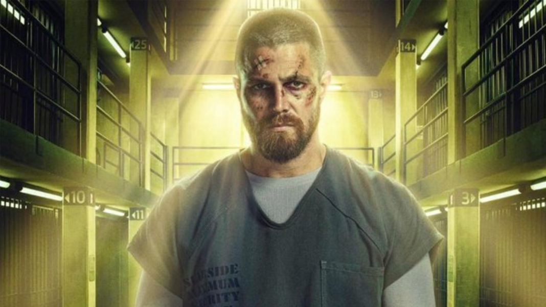 Arrow | Oliver Queen tem de lidar com velhos inimigos na prisão em novas fotos da 7ª temporada