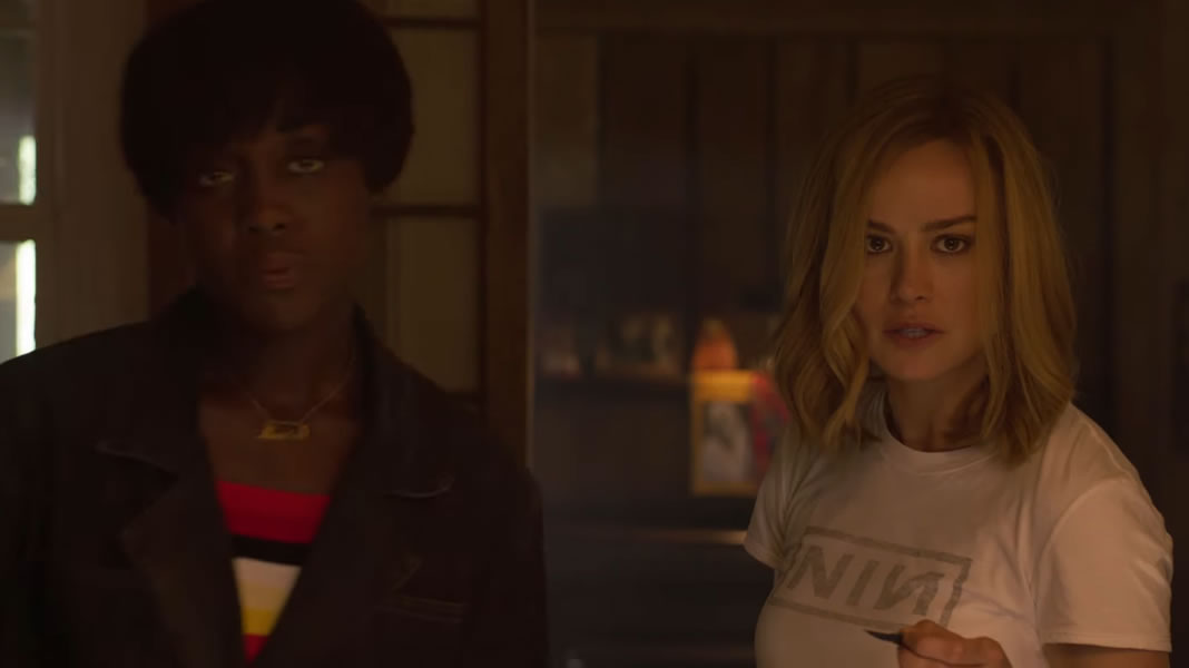Capitã Marvel | Heroína aparece defendendo Maria Rambeau em novo teaser do filme