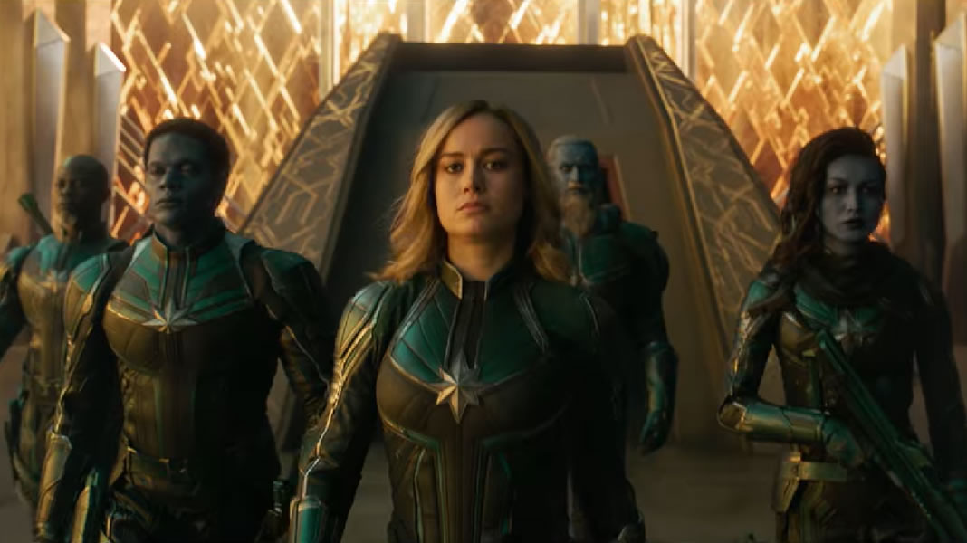 Capitã Marvel | Skrulls caçam a heroína na Terra em novo teaser