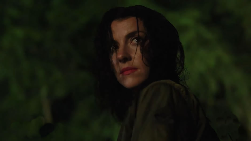 Manto e Adaga | Heróis confrontam a vilã Mayhem em trailer da segunda temporada