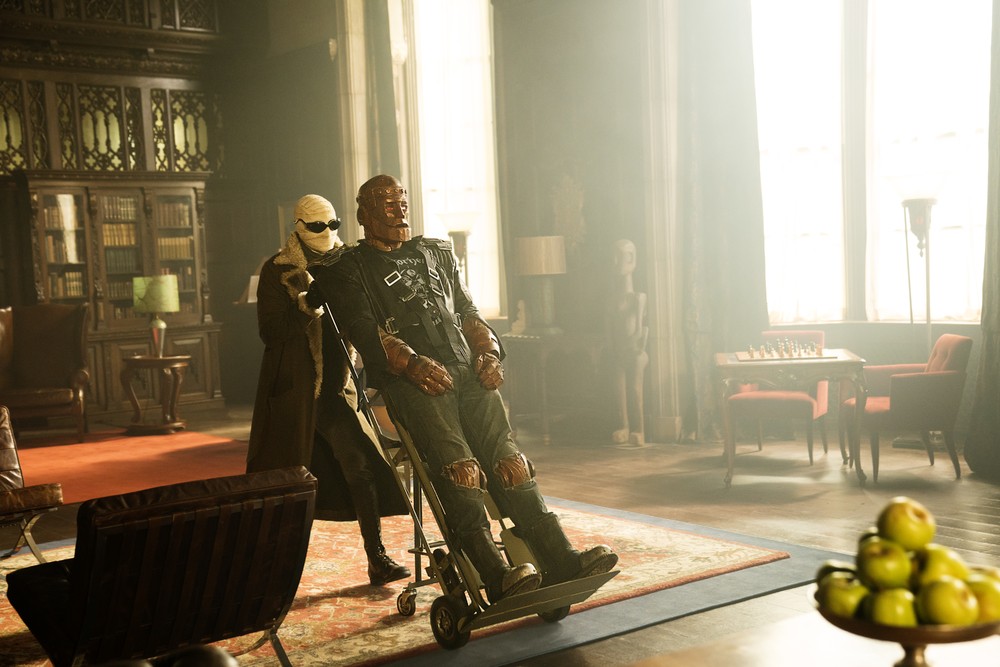 Patrulha do Destino | Divulgadas imagens oficiais do primeiro episódio da série