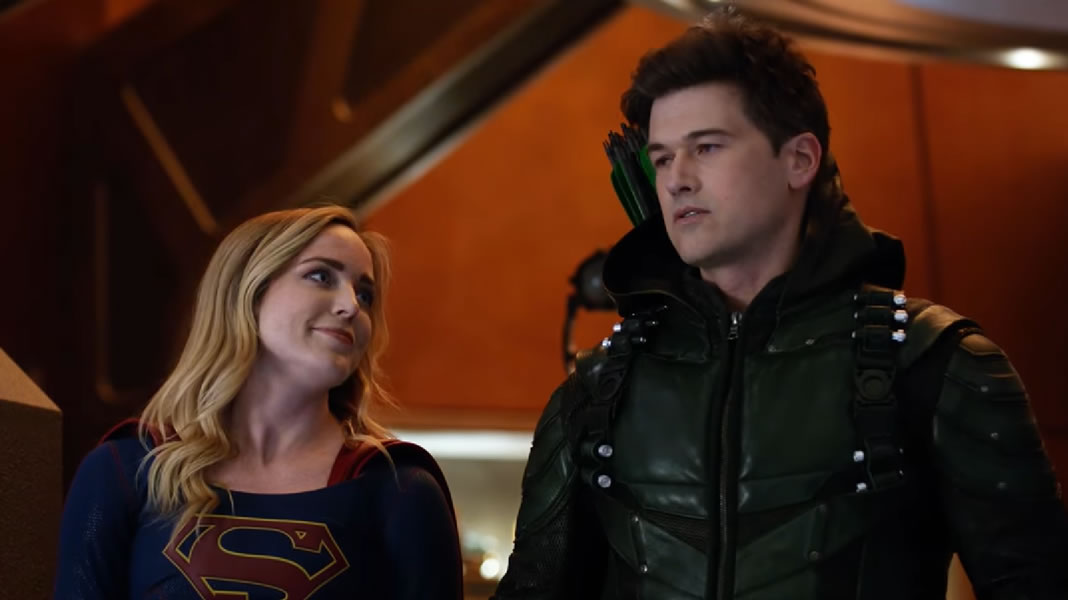Legends of Tomorrow | Equipe aparece fantasiada de Arqueiro, Supergirl e Flash em trailer de retorno da temporada