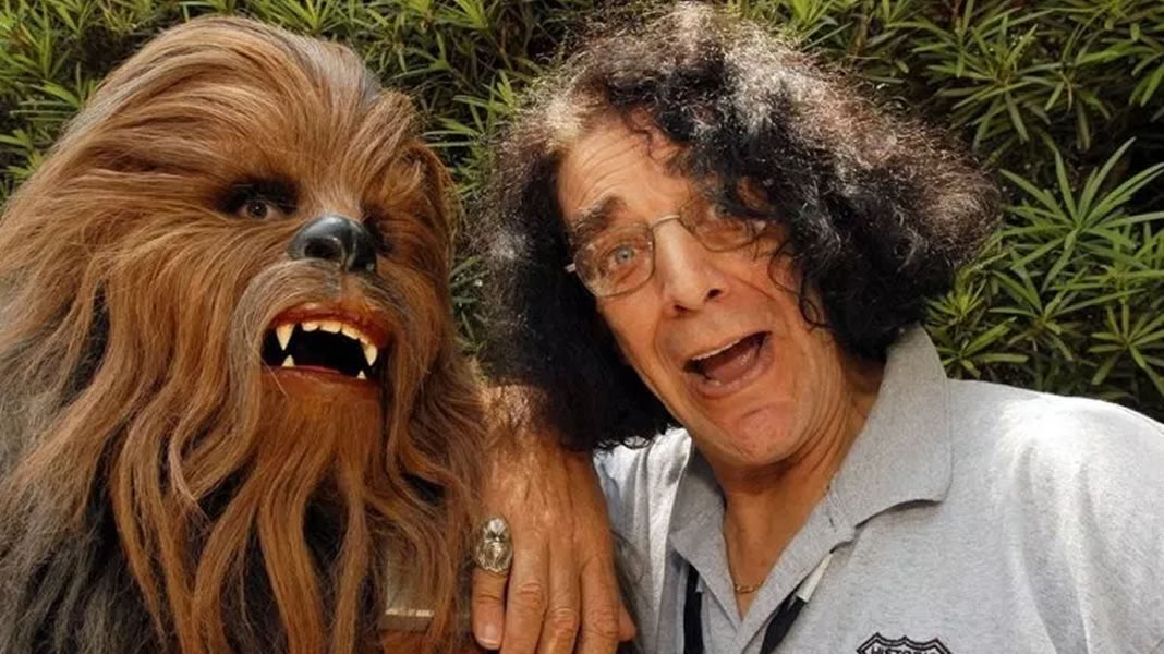 Star Wars | Morre Peter Mayhew, o Chewbacca