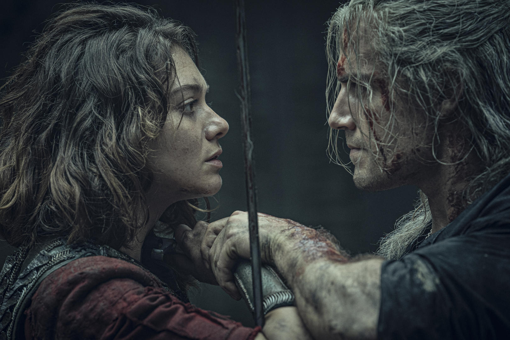 The Witcher | Novo trailer mostra mais de Henry Cavill como Geralt e data de estreia da série
