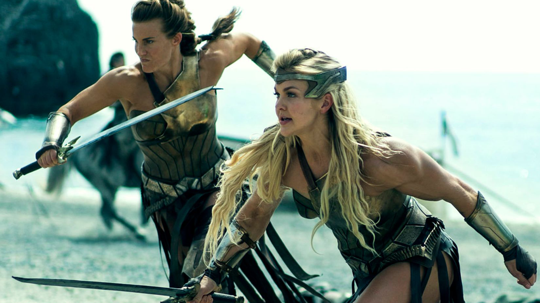 Warner está desenvolvendo filme focado nas amazonas de Mulher-Maravilha
