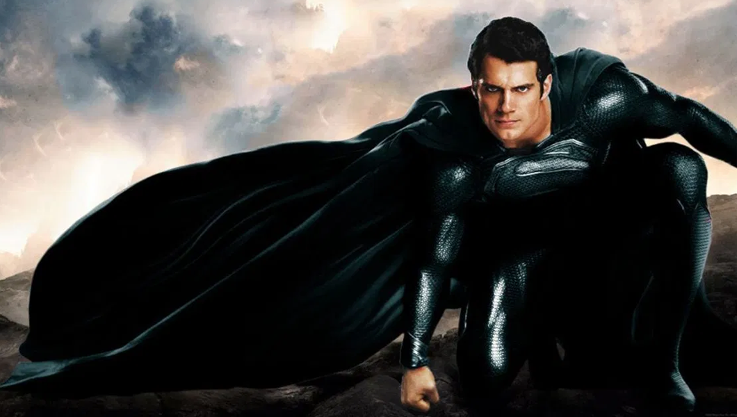 Nova imagem do Snyder Cut de Liga da Justiça mostra o Superman com traje preto