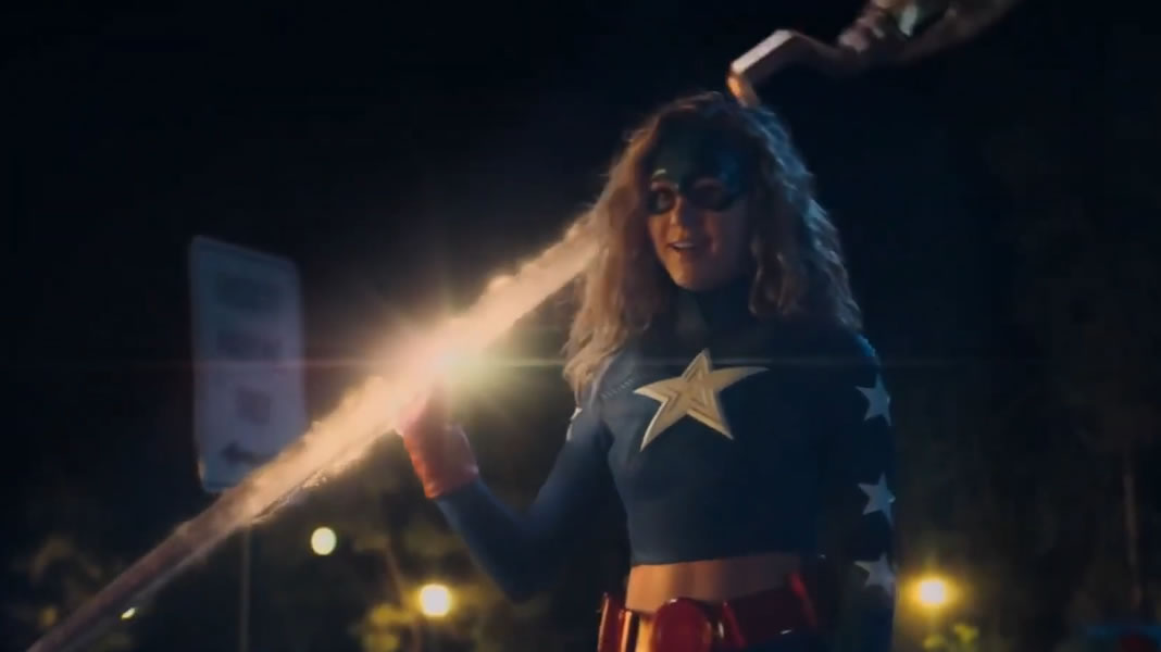 Divulgado teaser e data de estreia de Stargirl, nova série da DC Comics
