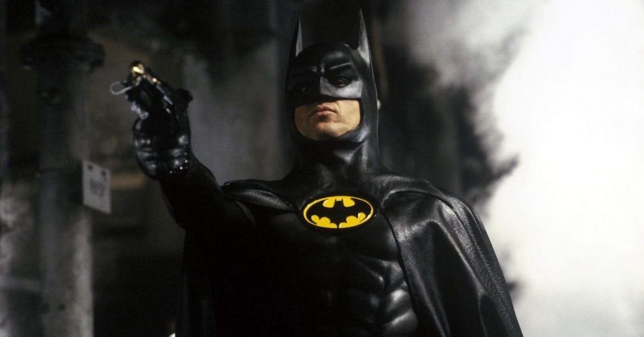 Michael Keaton está em negociações para retornar ao papel de Batman no filme do Flash