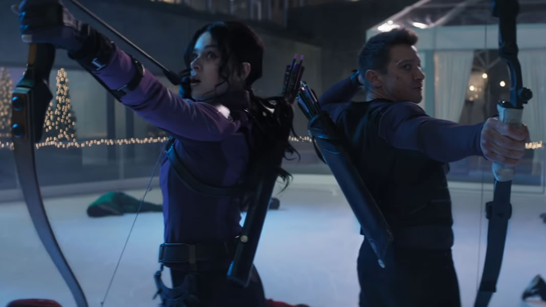 Hawkeye | Trailer mostra Kate Bishop aprendendo a se tornar a Gaviã Arqueira
