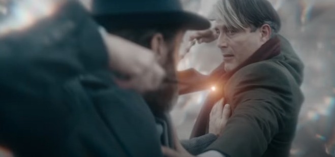 Dumbledore e Grindelwald se enfrentam no novo trailer de Animais Fantásticos 3