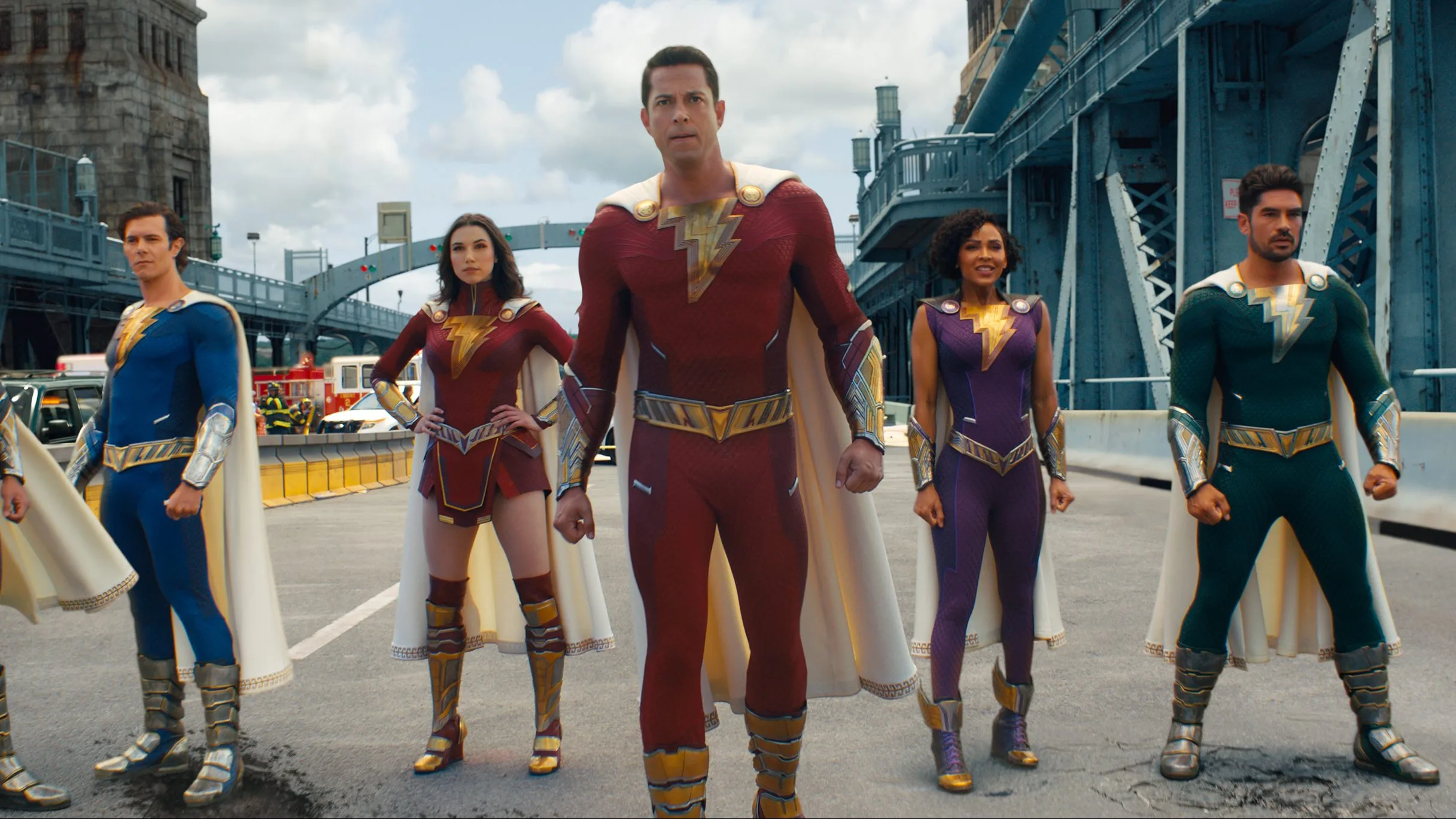 DC revela primeiro trailer de Shazam! Fúria dos Deuses e novo trailer de Adão Negro