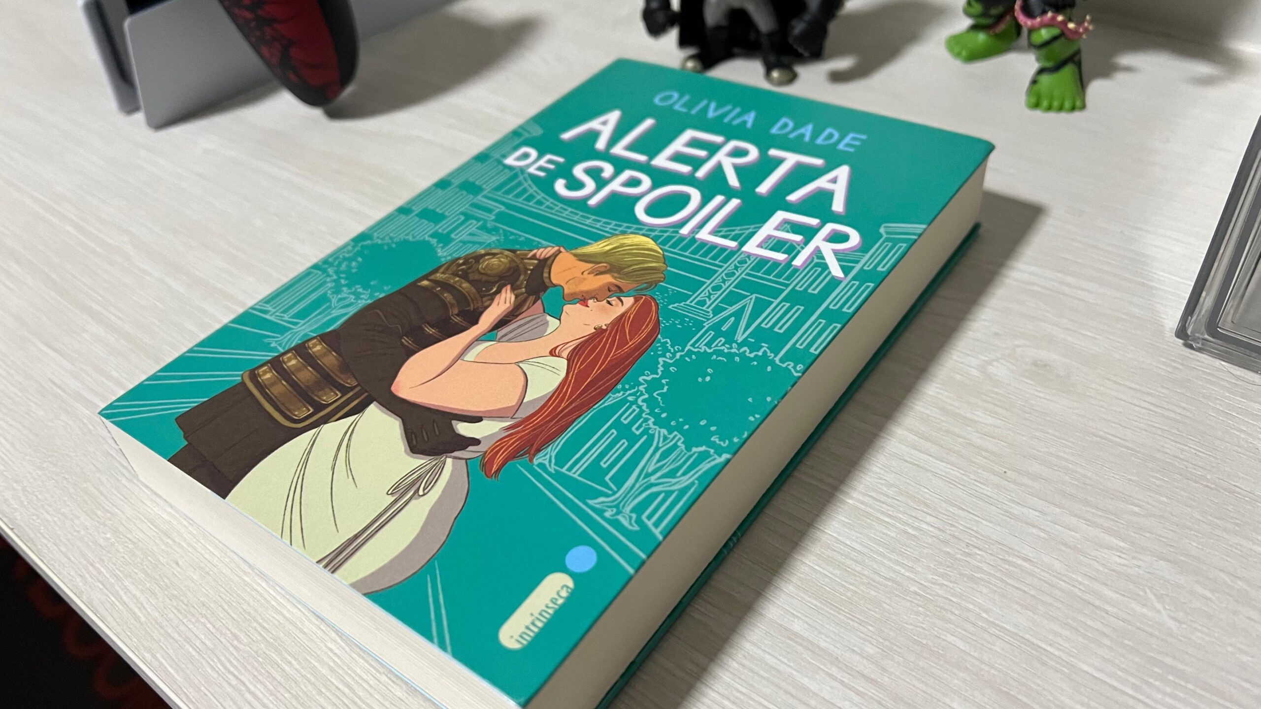 [LEITURA] Alerta de Spoiler é uma jornada irresistível no mundo dos fãs