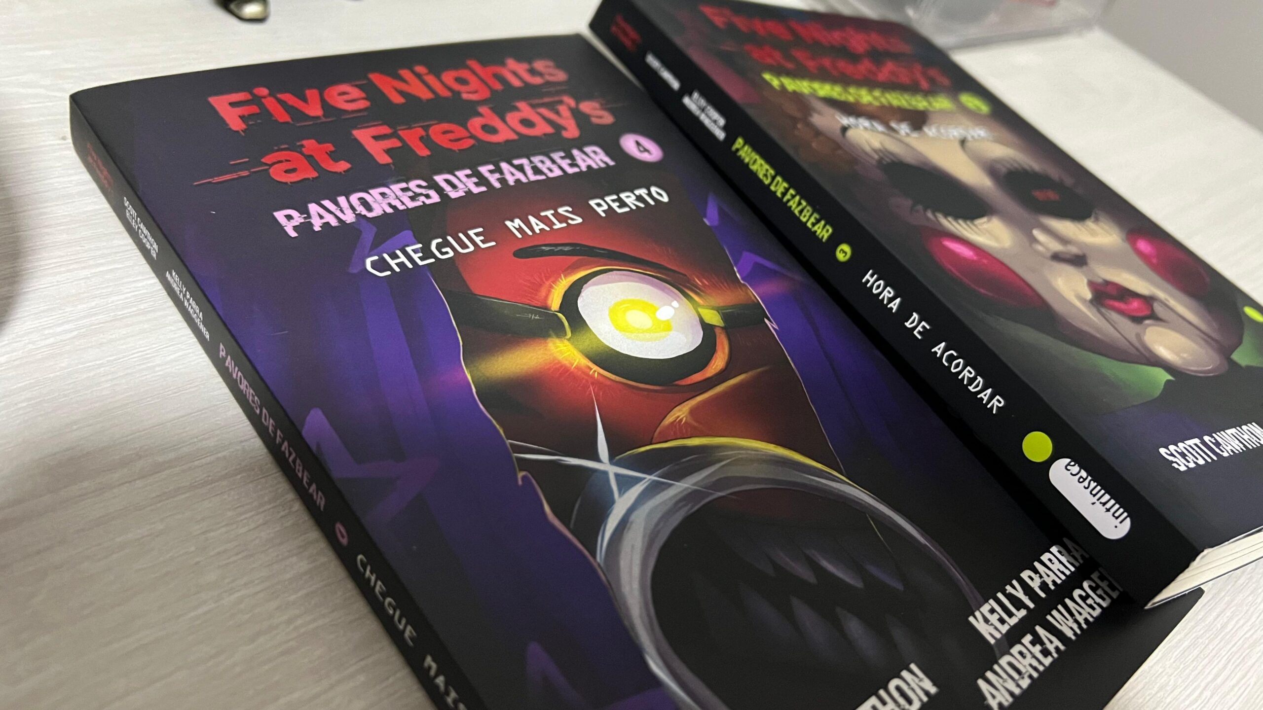 [LEITURA] Abrace o Terror com Five Nights at Freddy's: Pavores de Fazbear